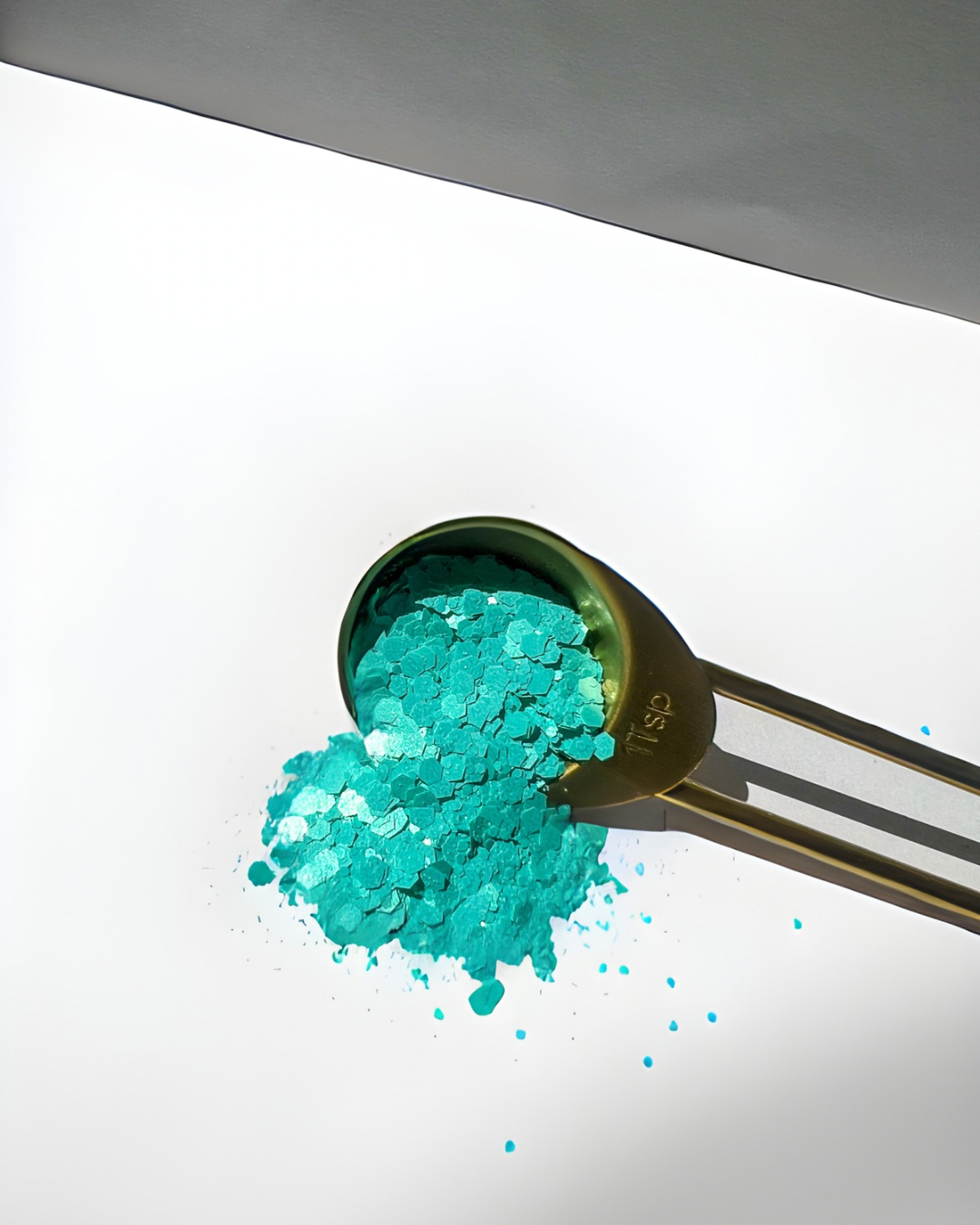 Aqua Pop – Neon Chunky Glitter