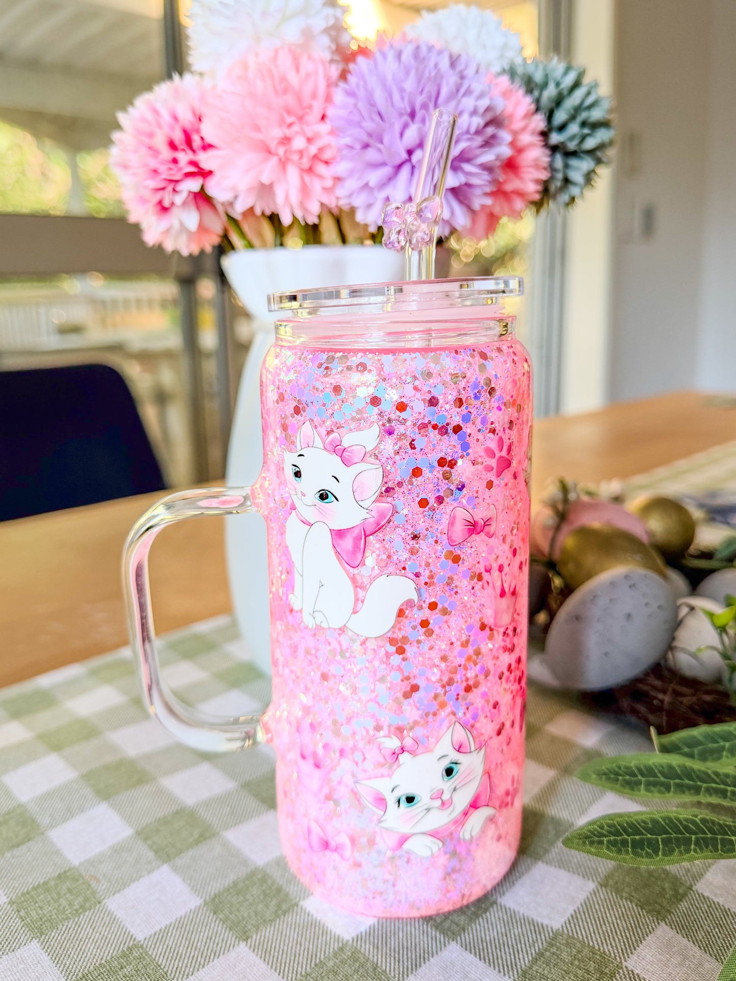 Bowtique Marie Snow Globe cup