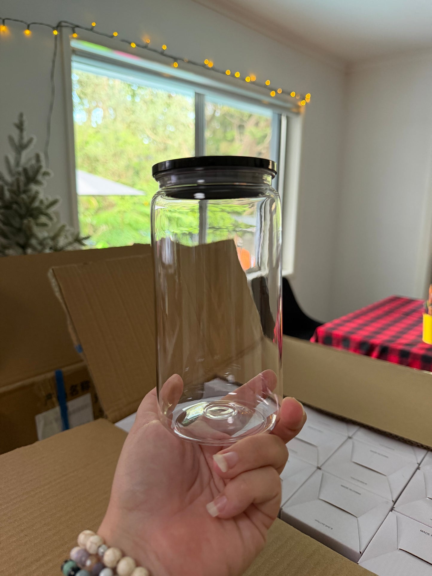 Acrylic 16oz Cup with colour lid.