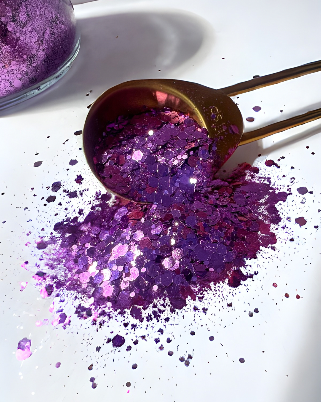 💜 Amethyst Charm – Chunky Iridescent Glitter