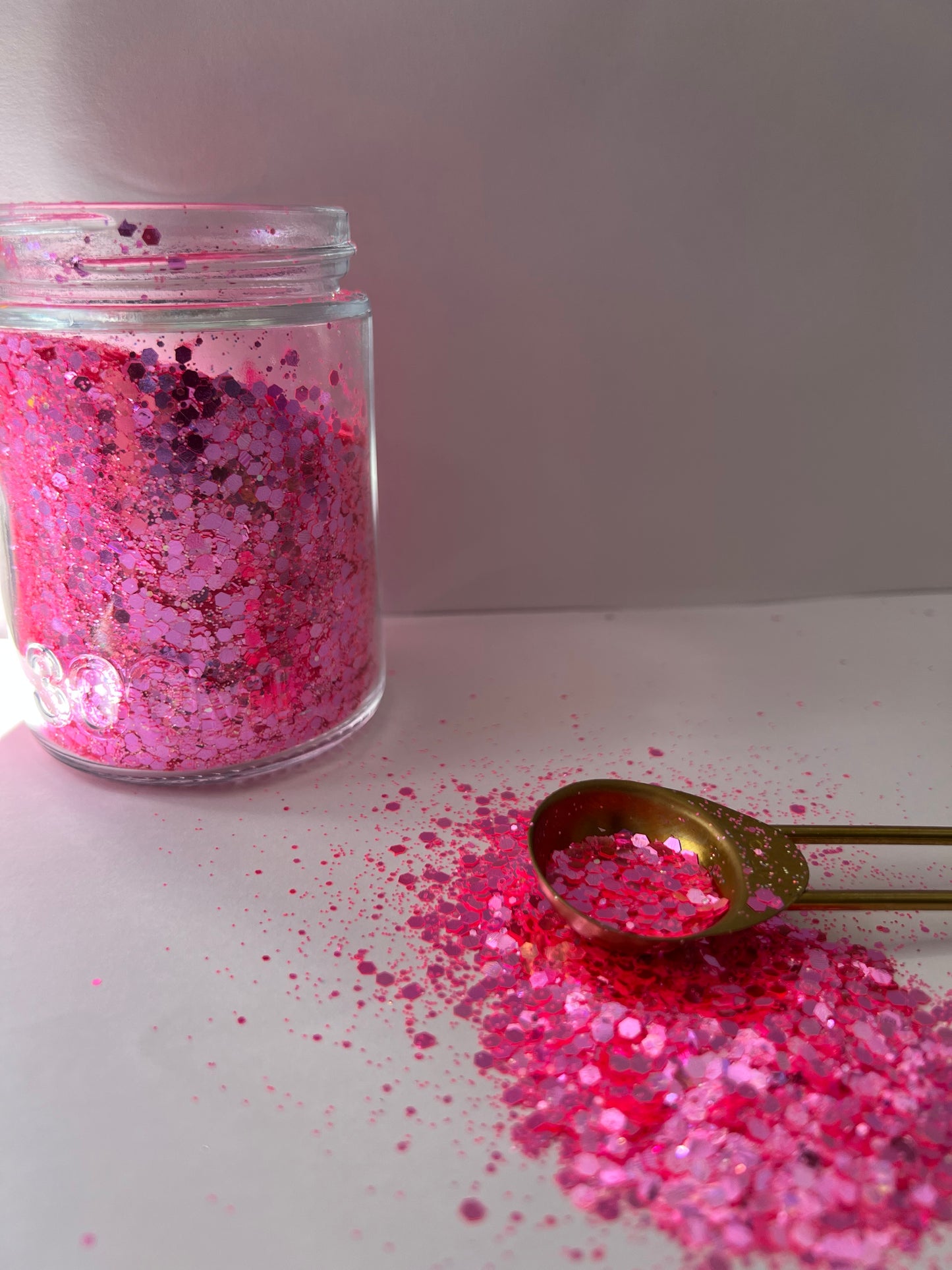 💖 Pink Stardust – Iridescent Mixed Glitter