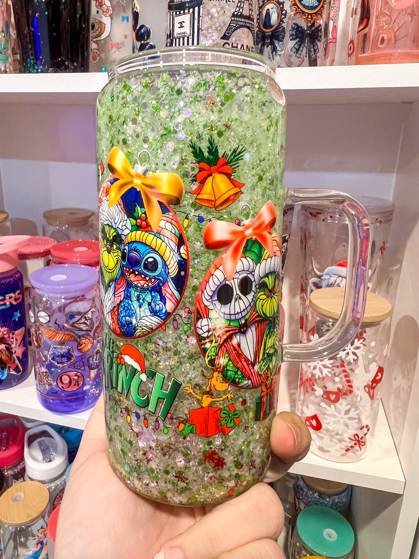 Grinch Whoville Christmas 20oz Glass Snow Globe Tumbler With Handle