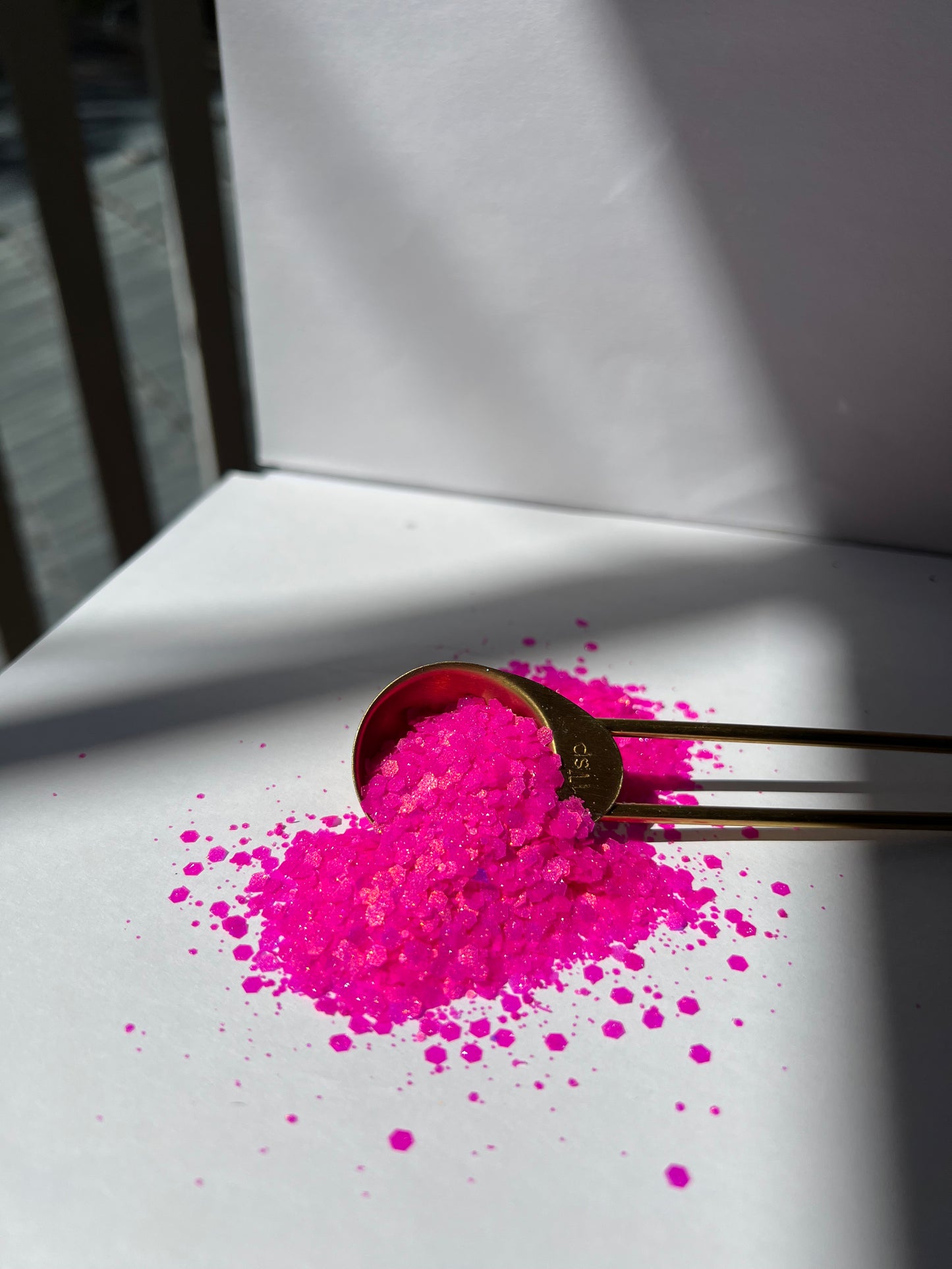 Electric Barbie – Neon Pink Iridescent Chunky Glitter