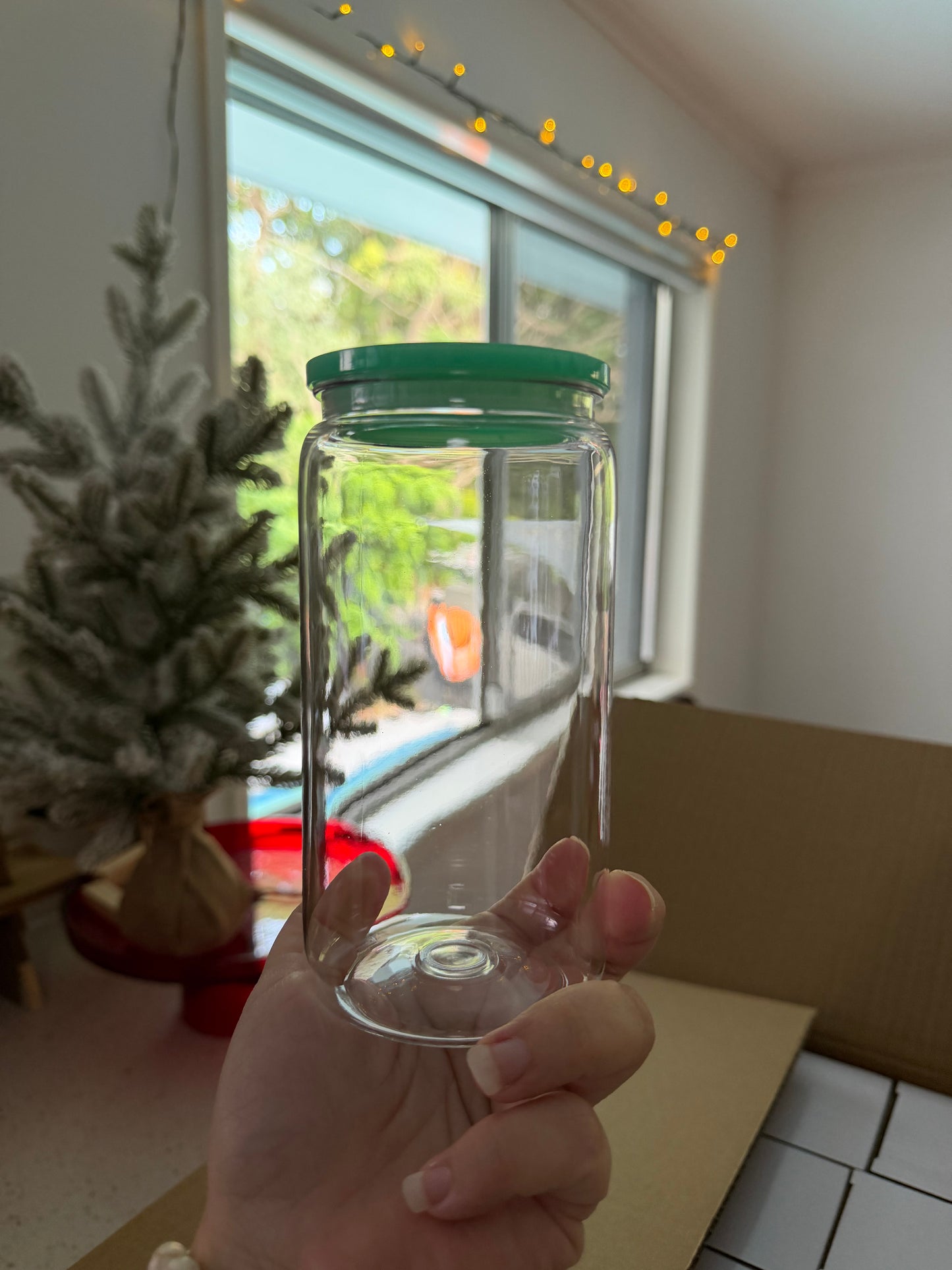 Acrylic 16oz Cup with colour lid.