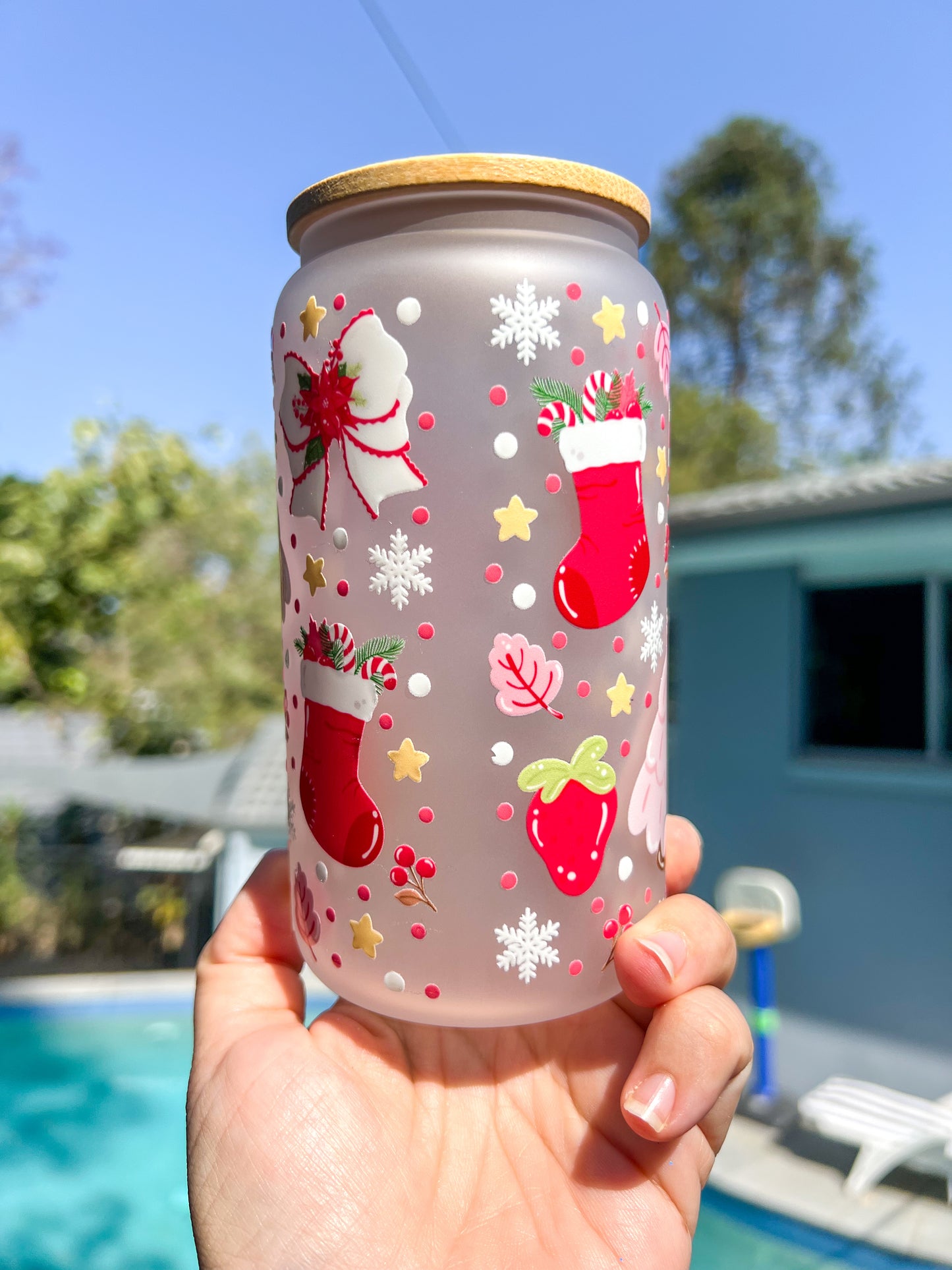 Cozy Christmas Morning – Frosted Holiday Glass Can 16oz