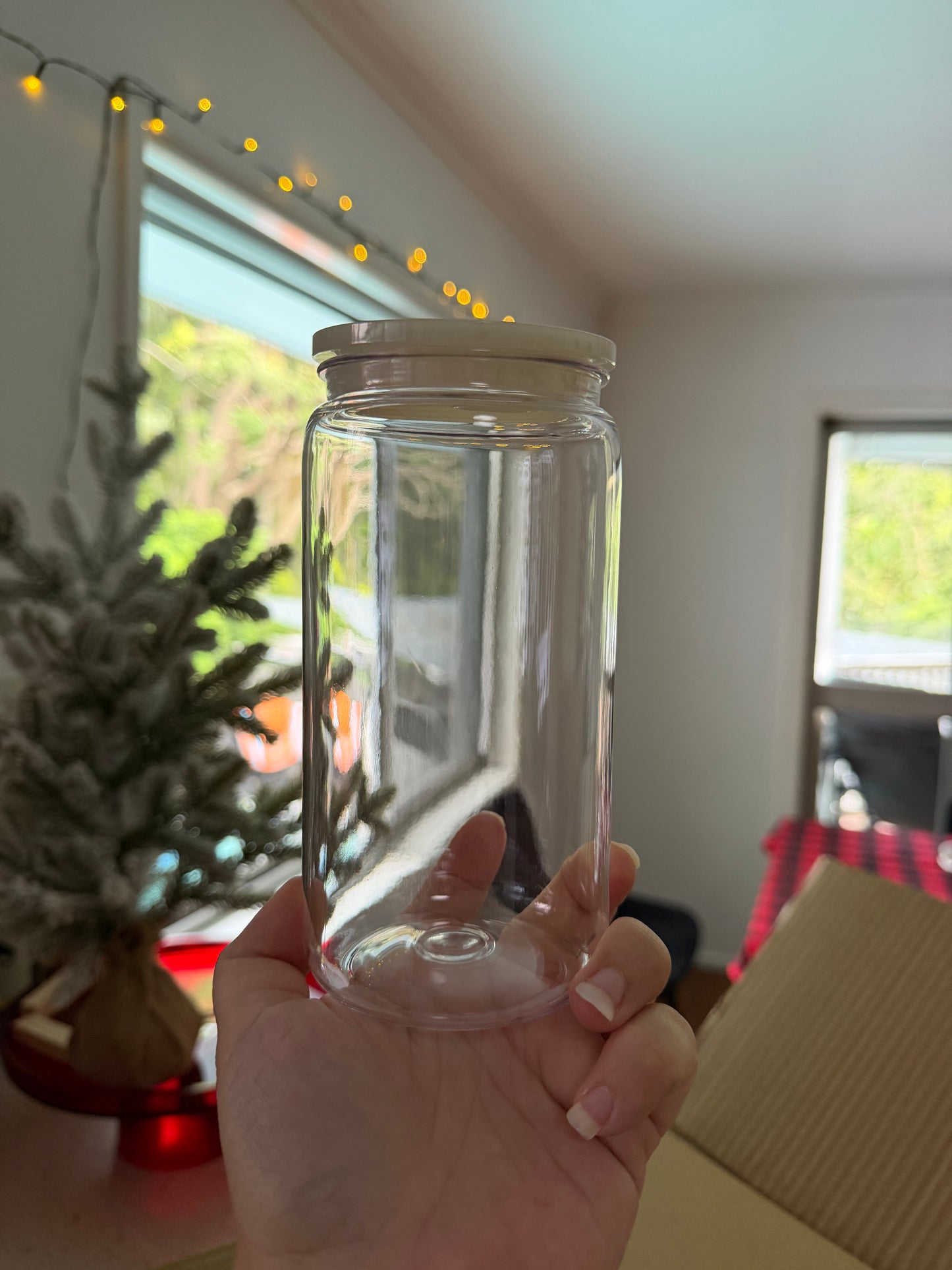 Acrylic 16oz Cup with colour lid.